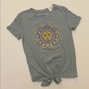 Zoe + Liv Moon Phases T-Shirt (size S)